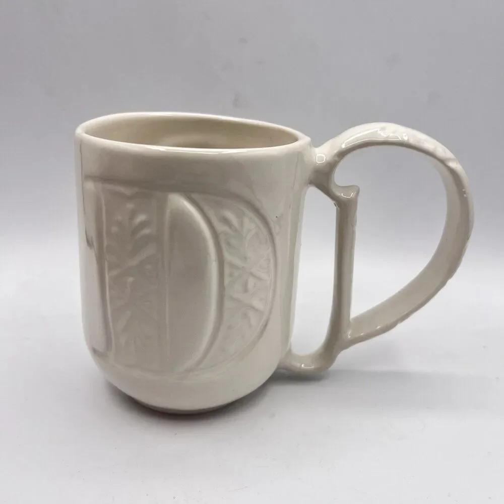 Pottery Barn A-Z MUG 